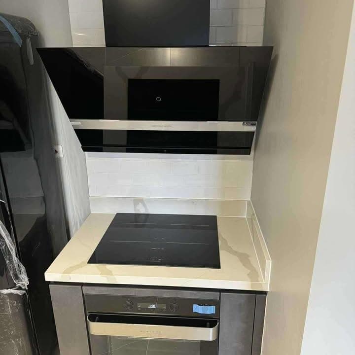 For Rent: Semi Furnished 2BR Unit with Maid’s Room and Balcony at Uptown Arts Condo, BGC - photo 3