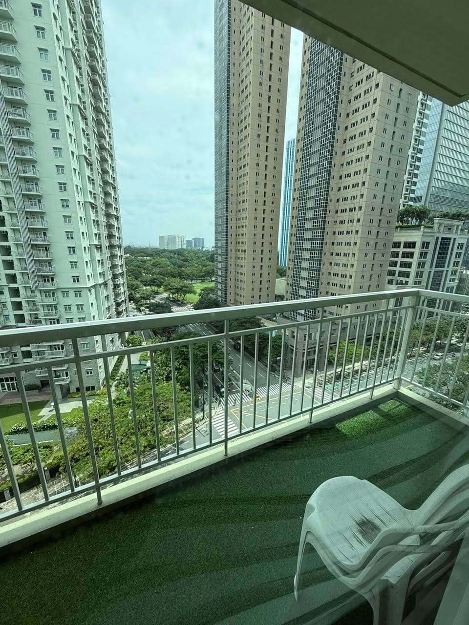 For Rent Two Serendra - Encino, BGC - photo 5