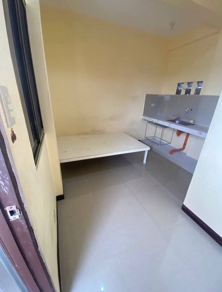 Room for Rent 🏠🏡 - photo 1