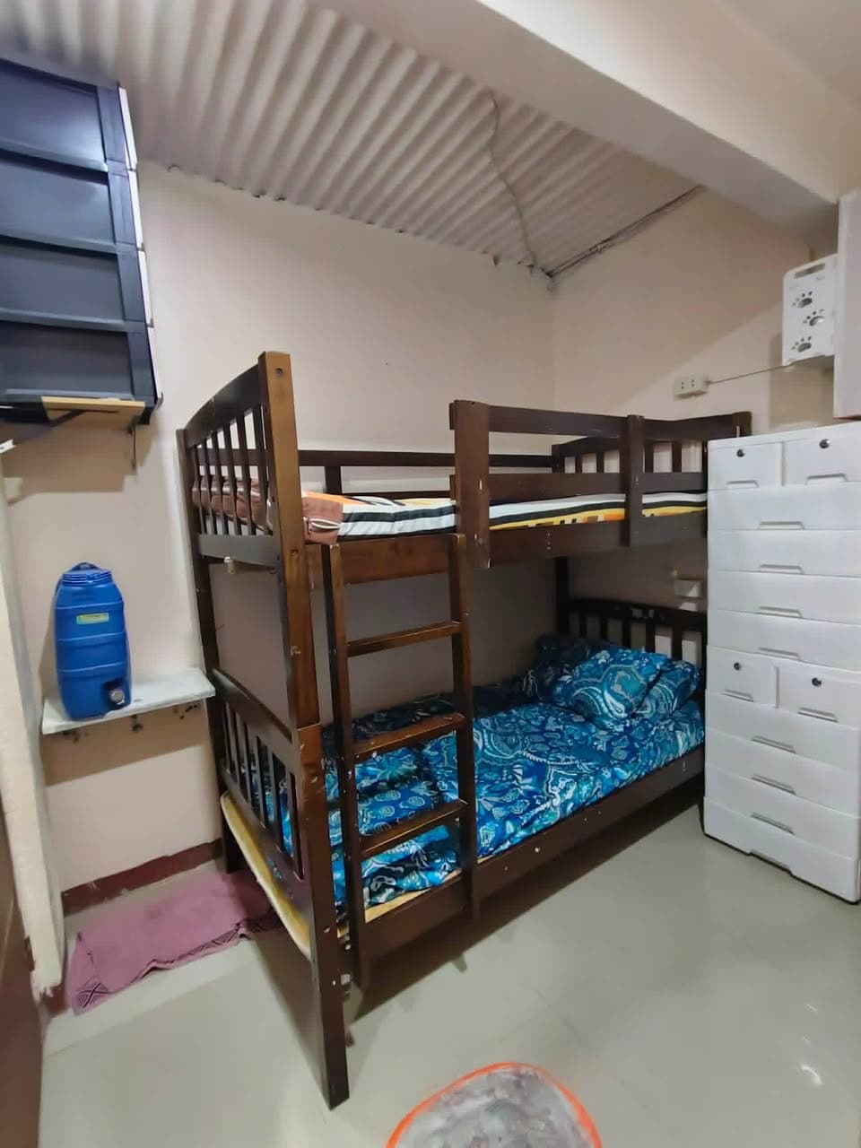 # ✨ FEW SLOTS LEFT – FEMALE BEDSPACER ✨ - photo 3
