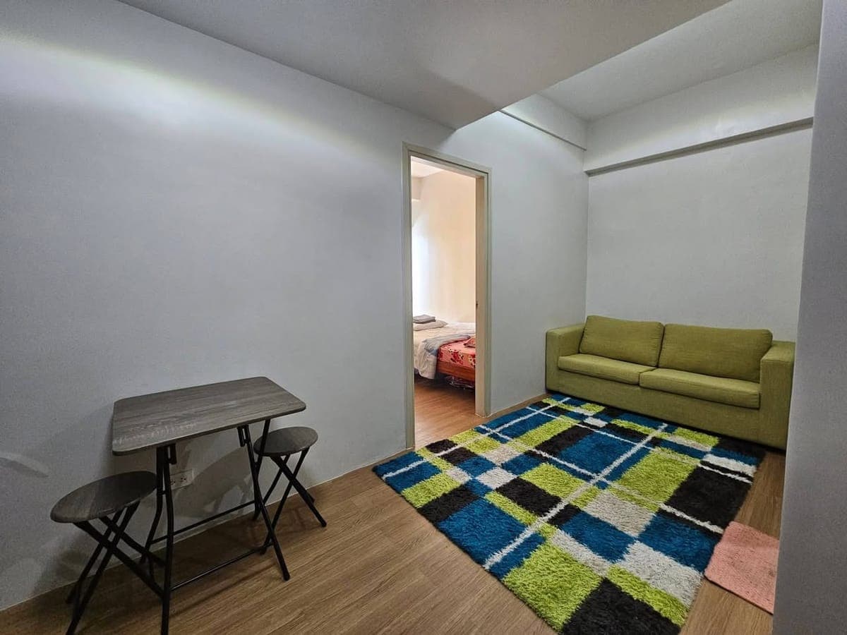 🏙️ FOR RENT: 1 Bedroom Condo with Balcony - photo 1