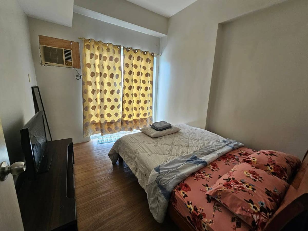 🏙️ FOR RENT: 1 Bedroom Condo with Balcony - photo 4