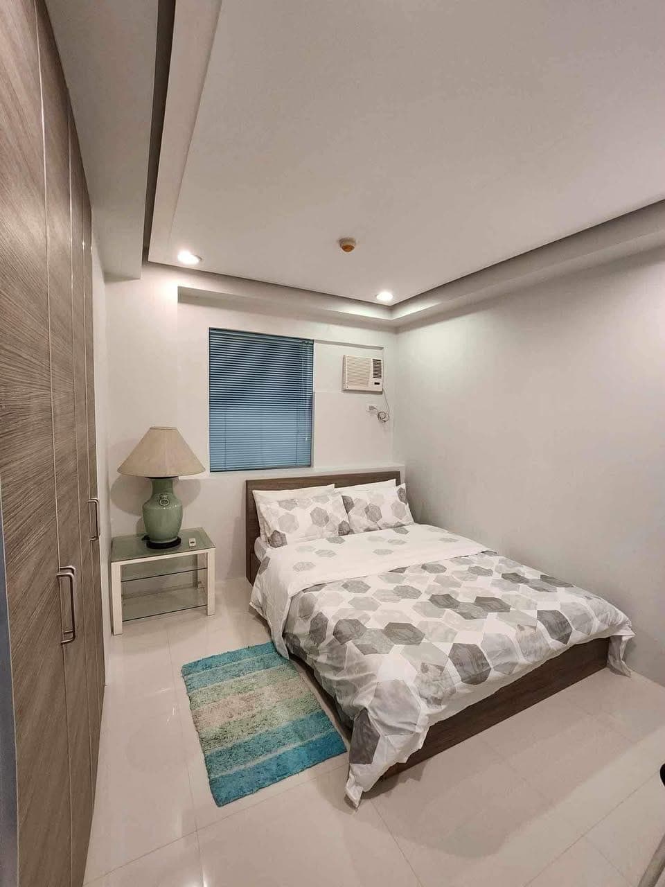 Location: MPLACE RESIDENCES mother ignacia / panay ave Quezon city - photo 3