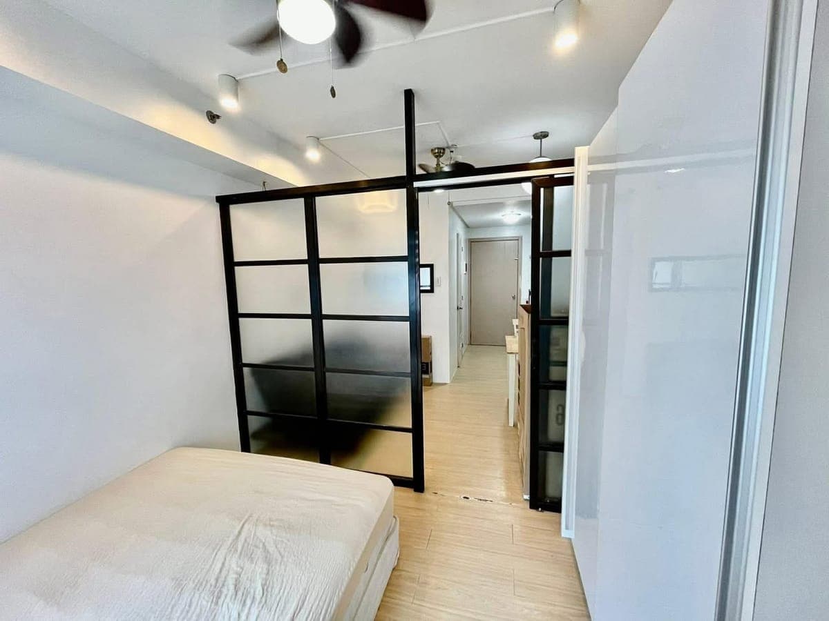 Location: MPLACE RESIDENCES mother ignacia / panay ave Quezon city - photo 3