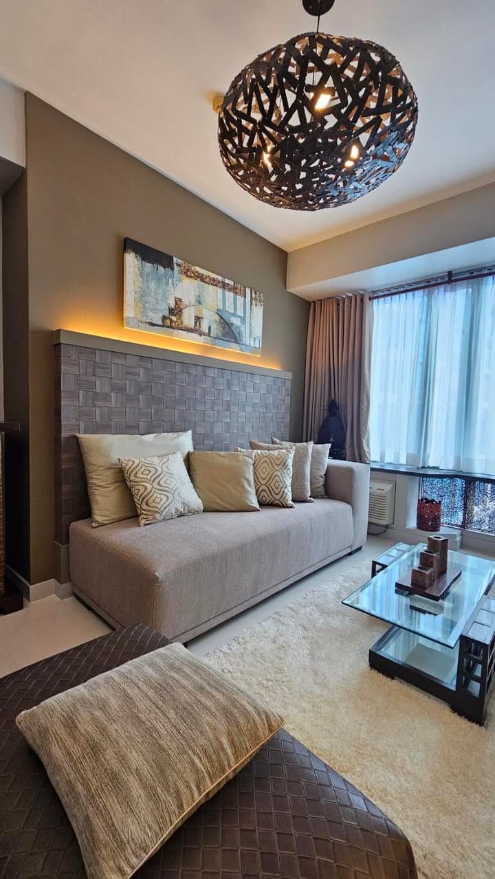 FOR LEASE: - photo 3