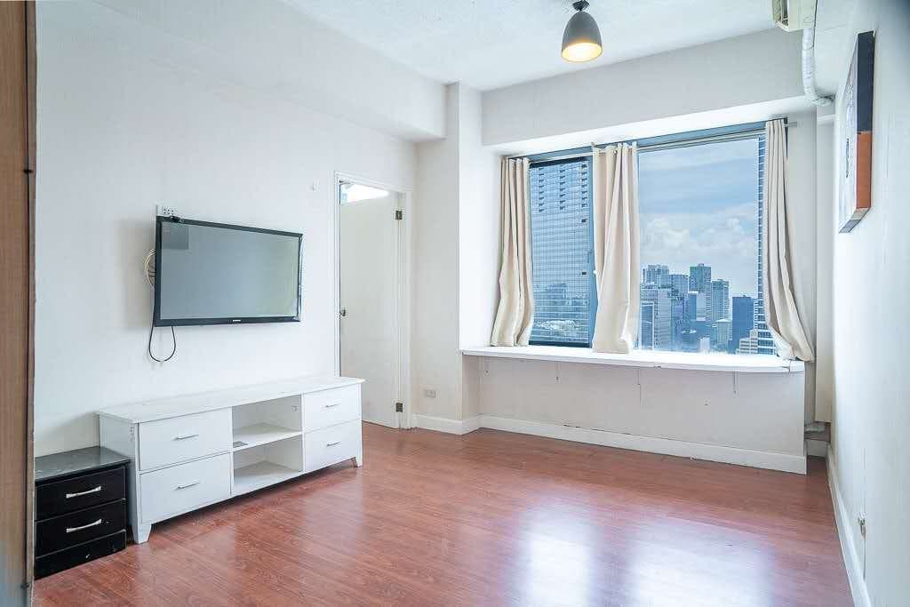 Bellagio Tower 2 – 2BR for Rent - photo 1