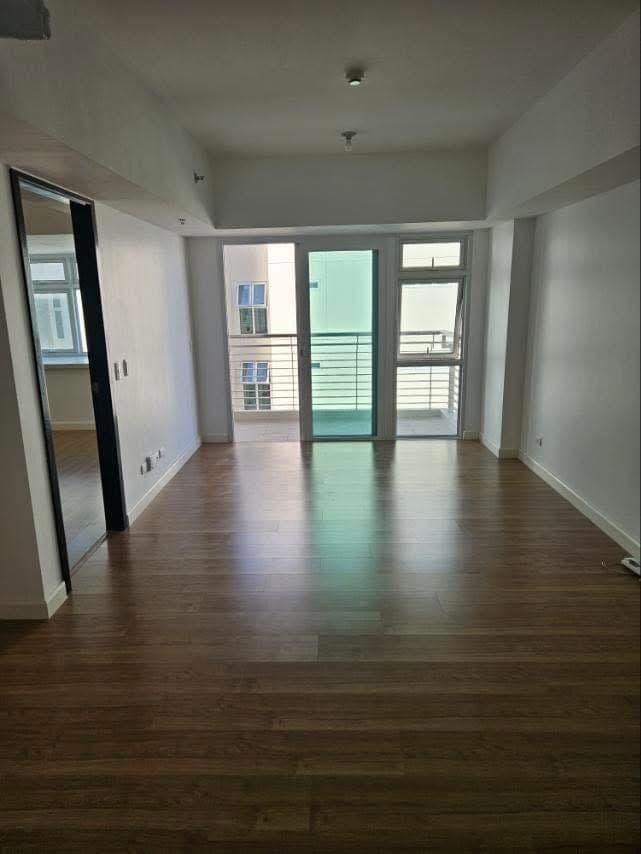 FOR RENT : THE VERANDA 1 BEDROOM - photo 1