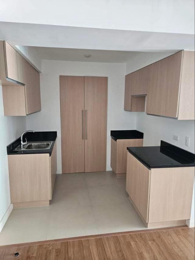 FOR RENT : THE VERANDA 1 BEDROOM - photo 2