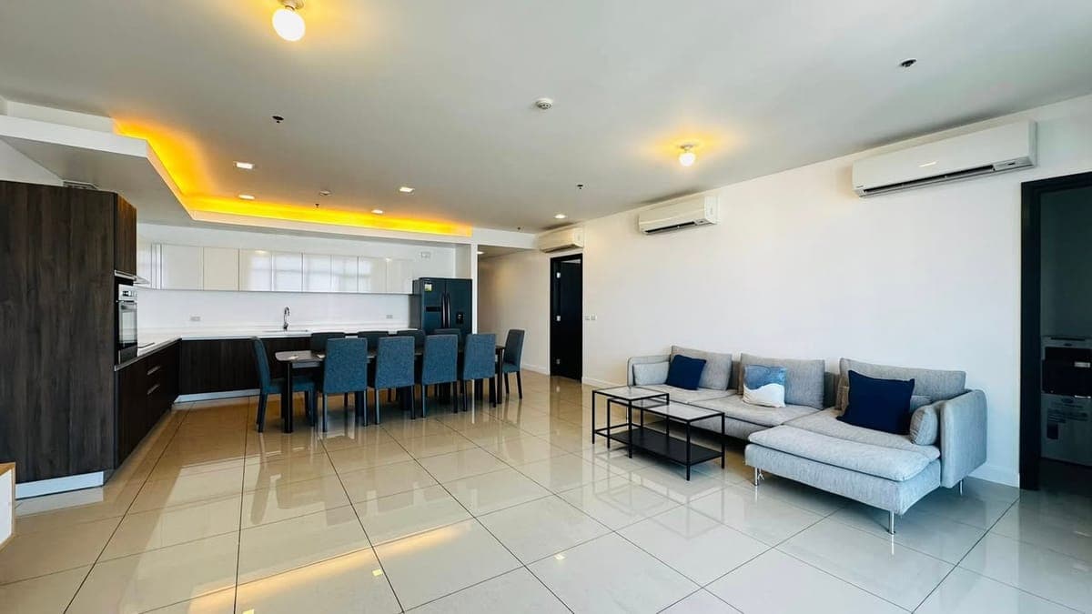 𝐉𝐮𝐬𝐭 𝐋𝐢𝐬𝐭𝐞𝐝‼️ - photo 1