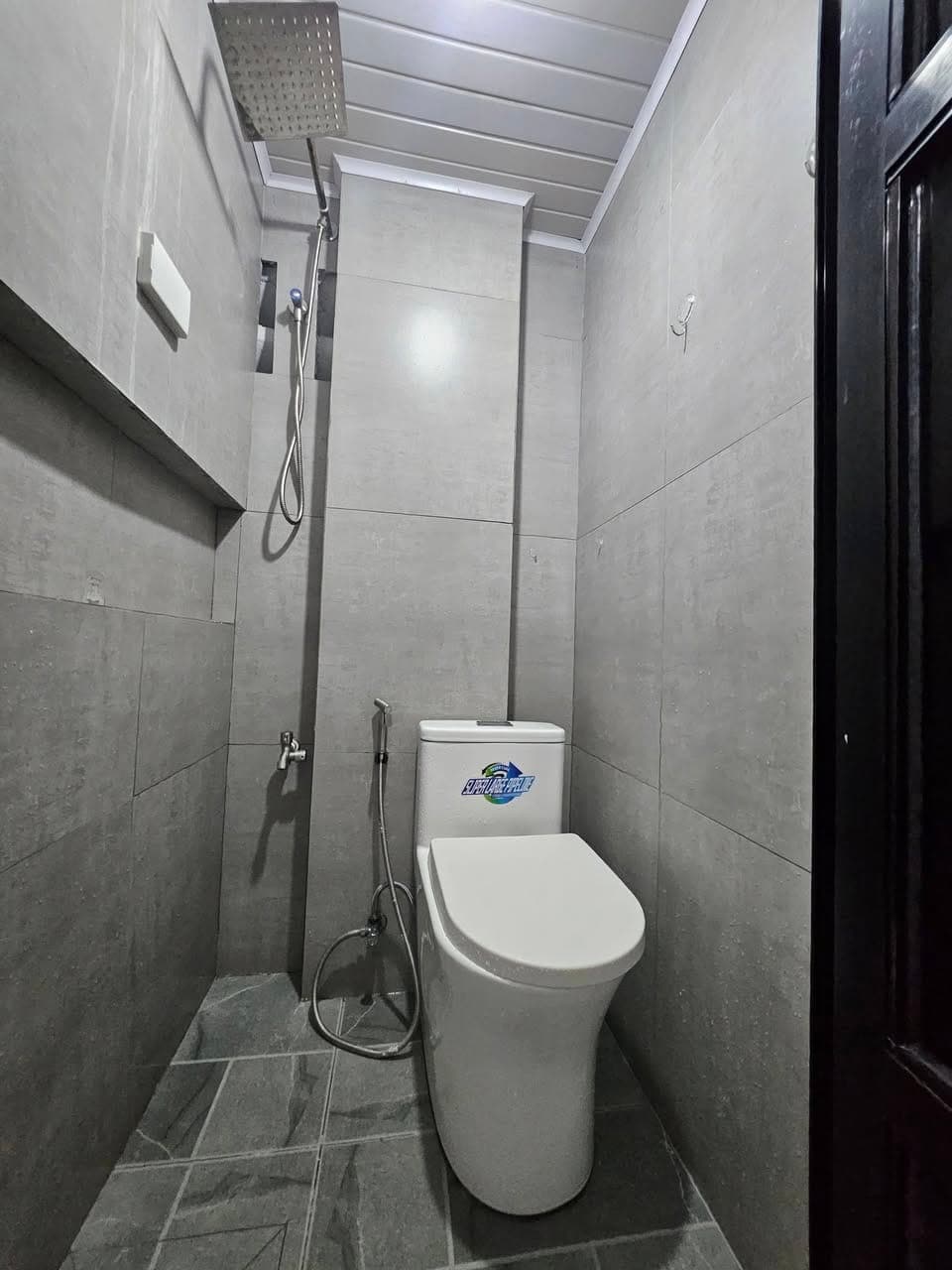 STUDIO TYPE APARTMENT FOR RENT (3rd floor) - photo 5