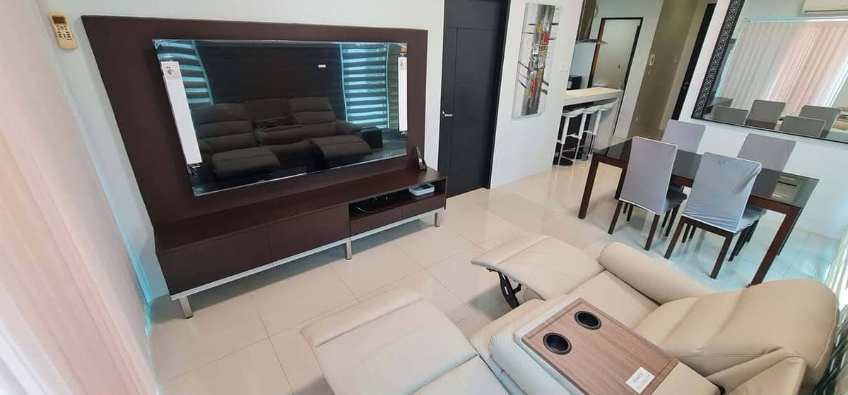 Hi! I'm new to this group. I recently joined because I have 2 condos in BGC for lease... pls text 09... - photo 1