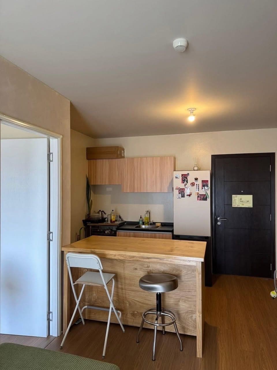 🏡 FOR RENT – Avida Turf 1BR with Balcony - photo 3