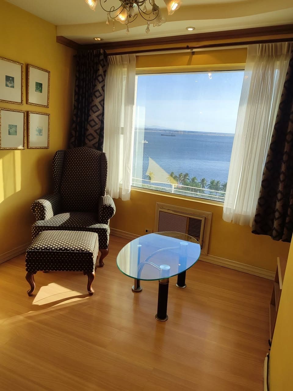 1 unit Bedroom Condo for rent/sale at Alpha Grandview in Malate with Stunning Manila Bay View! - photo 1