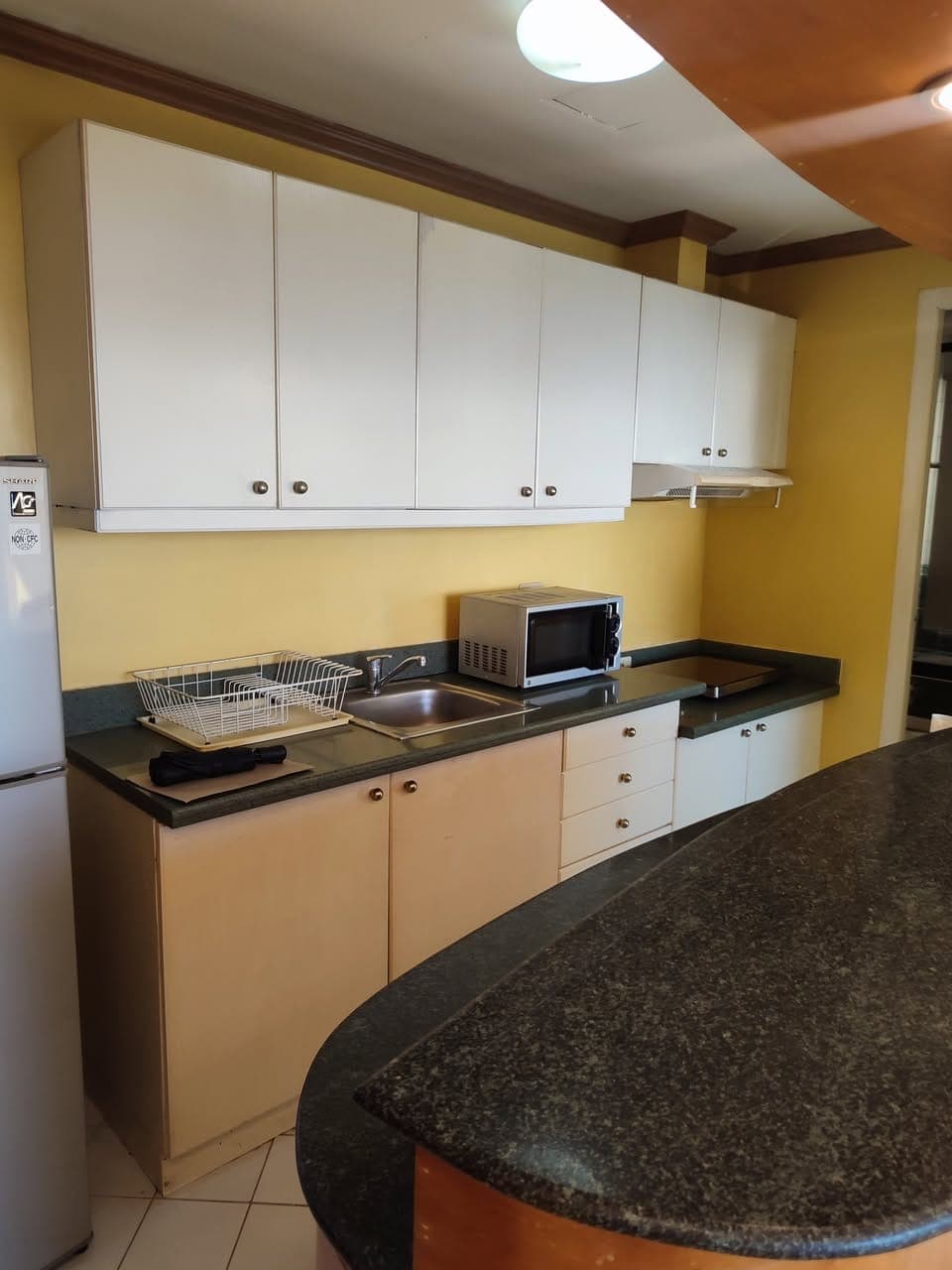 1 unit Bedroom Condo for rent/sale at Alpha Grandview in Malate with Stunning Manila Bay View! - photo 2