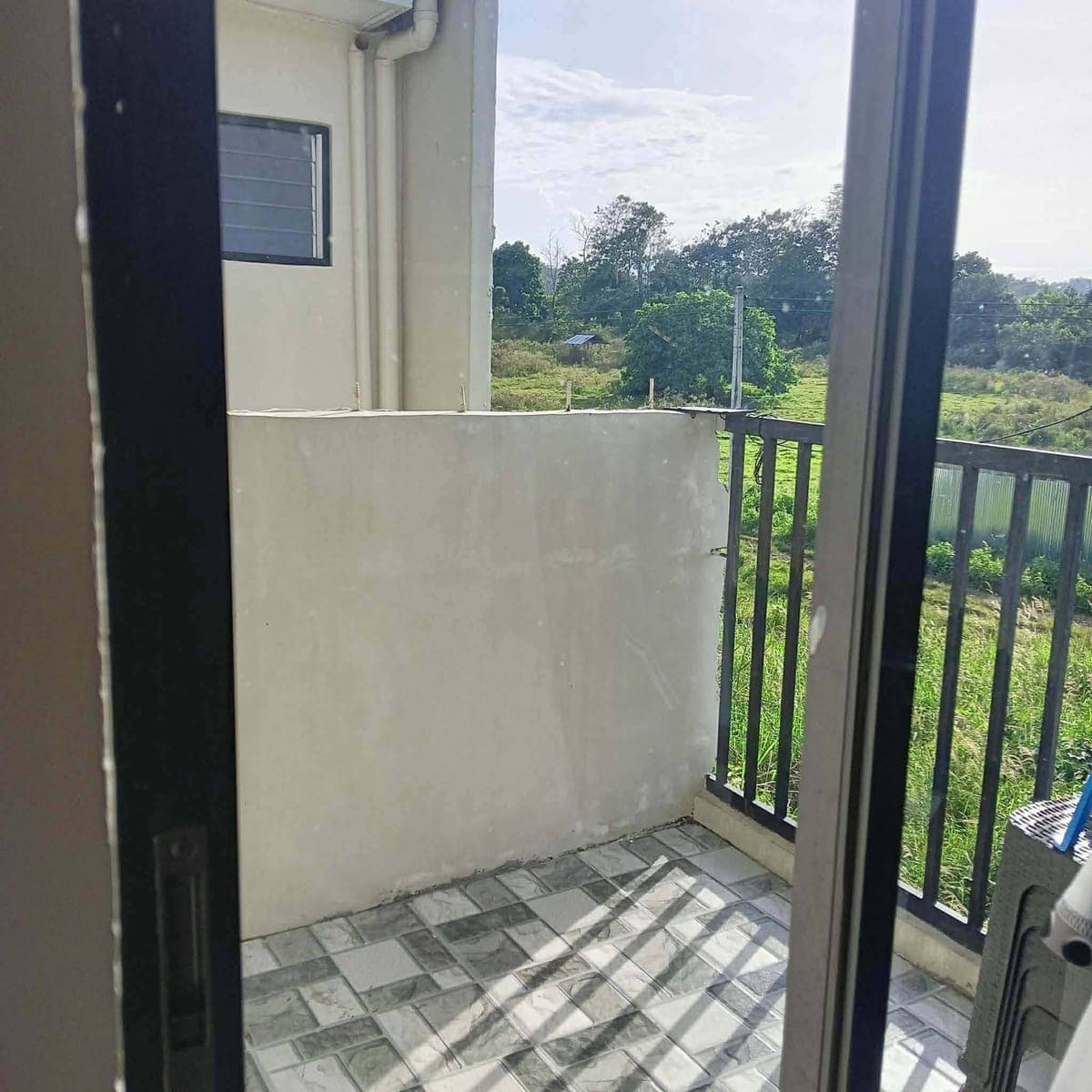 HOUSE FOR RENT AT NAVONA LUMBI A - photo 2