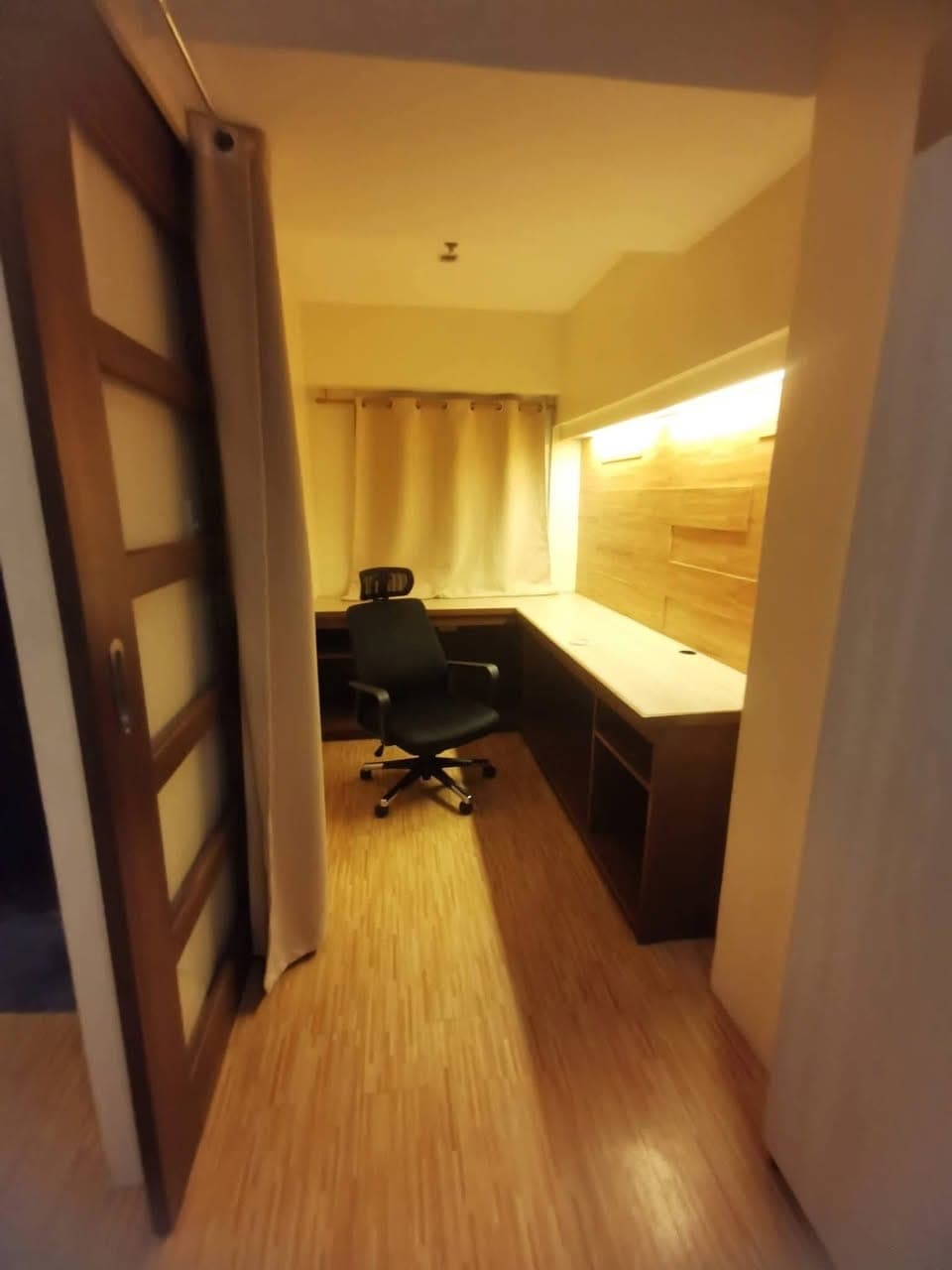 ✨ For Rent: Stylish 2BR Loft in Fort Victoria ✨ - photo 2