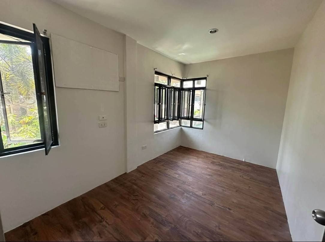 House FOR RENT / FOR SALE - photo 3