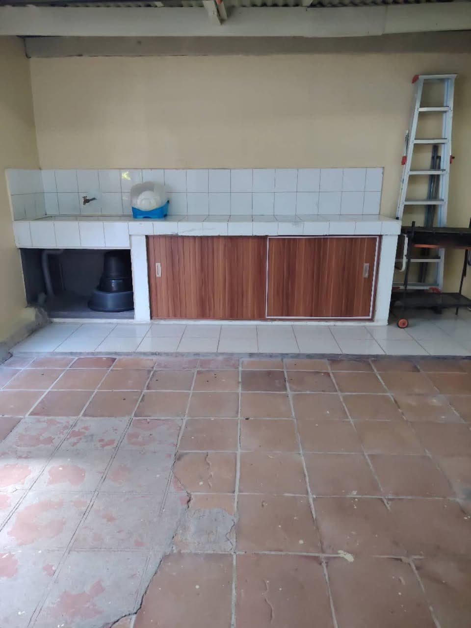 Room for rent ❗️❗️  around makati near  makati circuit and jazz mall  7k Kasama na kuryente plus 300 water - photo 2