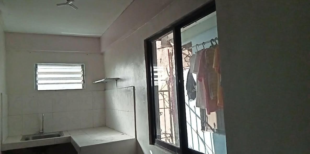 Apartment for rent in Taguig City. Studio and/ or one bedroom, gated, nearby streets, walking distan... - photo 1
