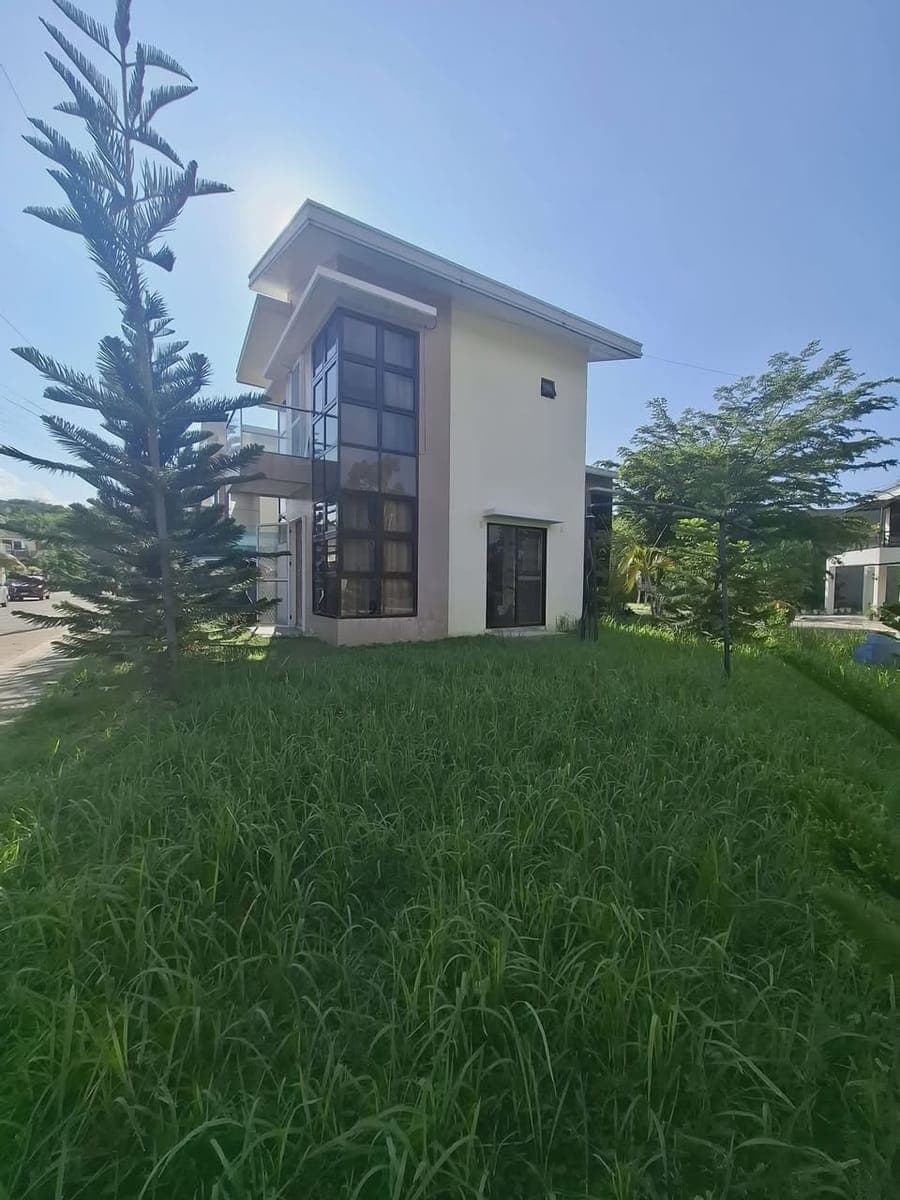 House for Rent at Ventura Residences Xavier Estate🏠🏡 - photo 2
