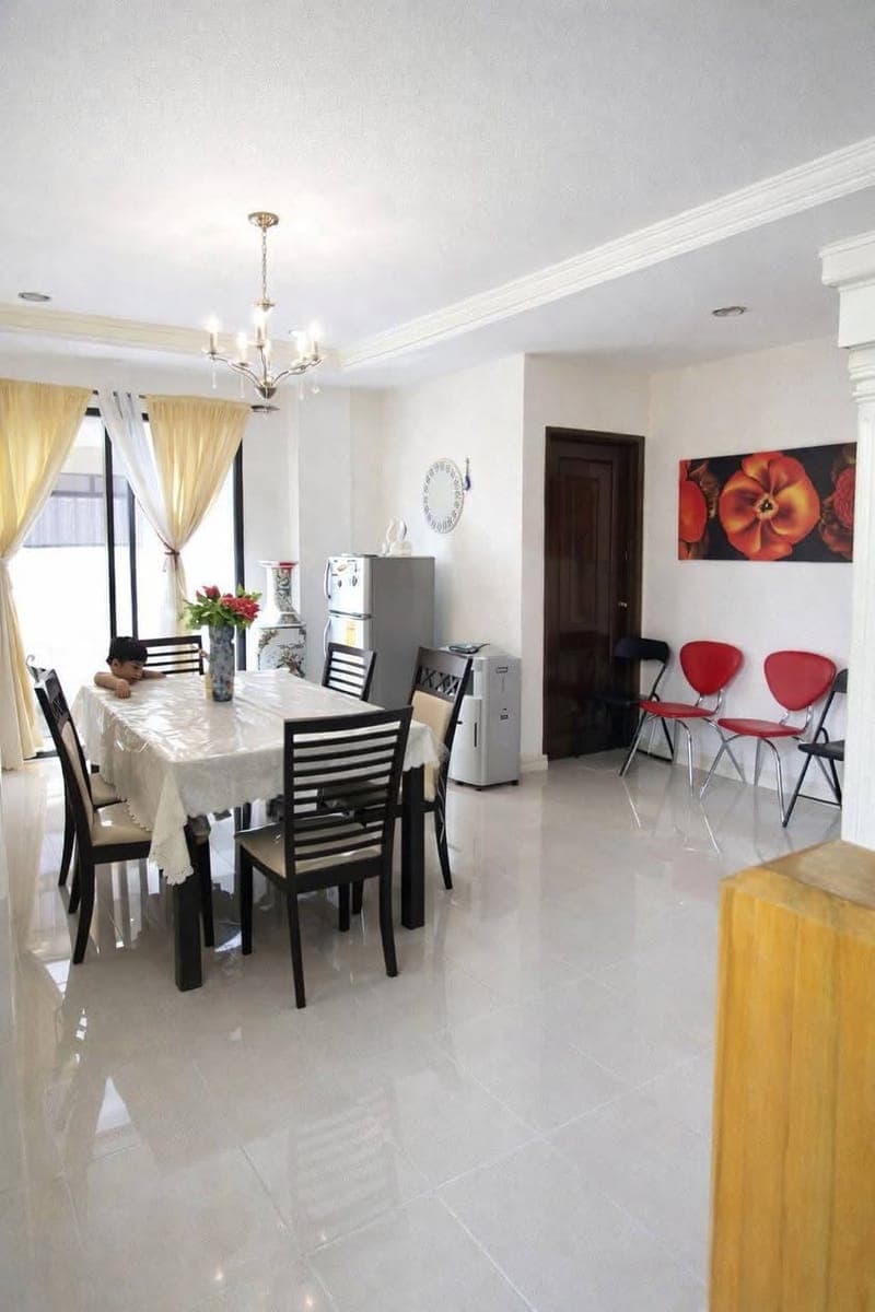 🏡 FOR RENT: Semi-Furnished 2-Storey House at Hillsborough Pointe - photo 2