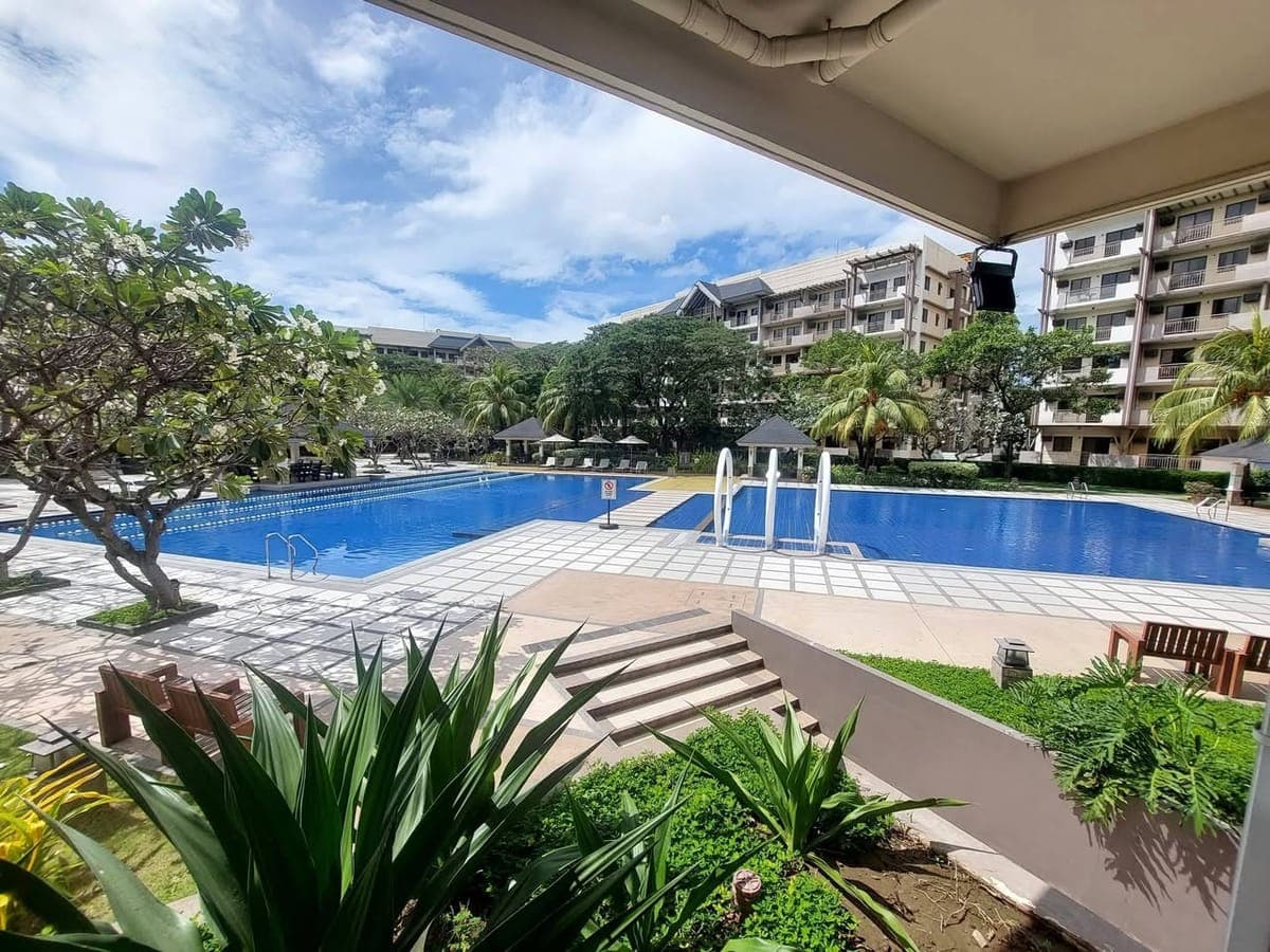 2BR 1TB with Big Balcony Bare Unit - photo 1