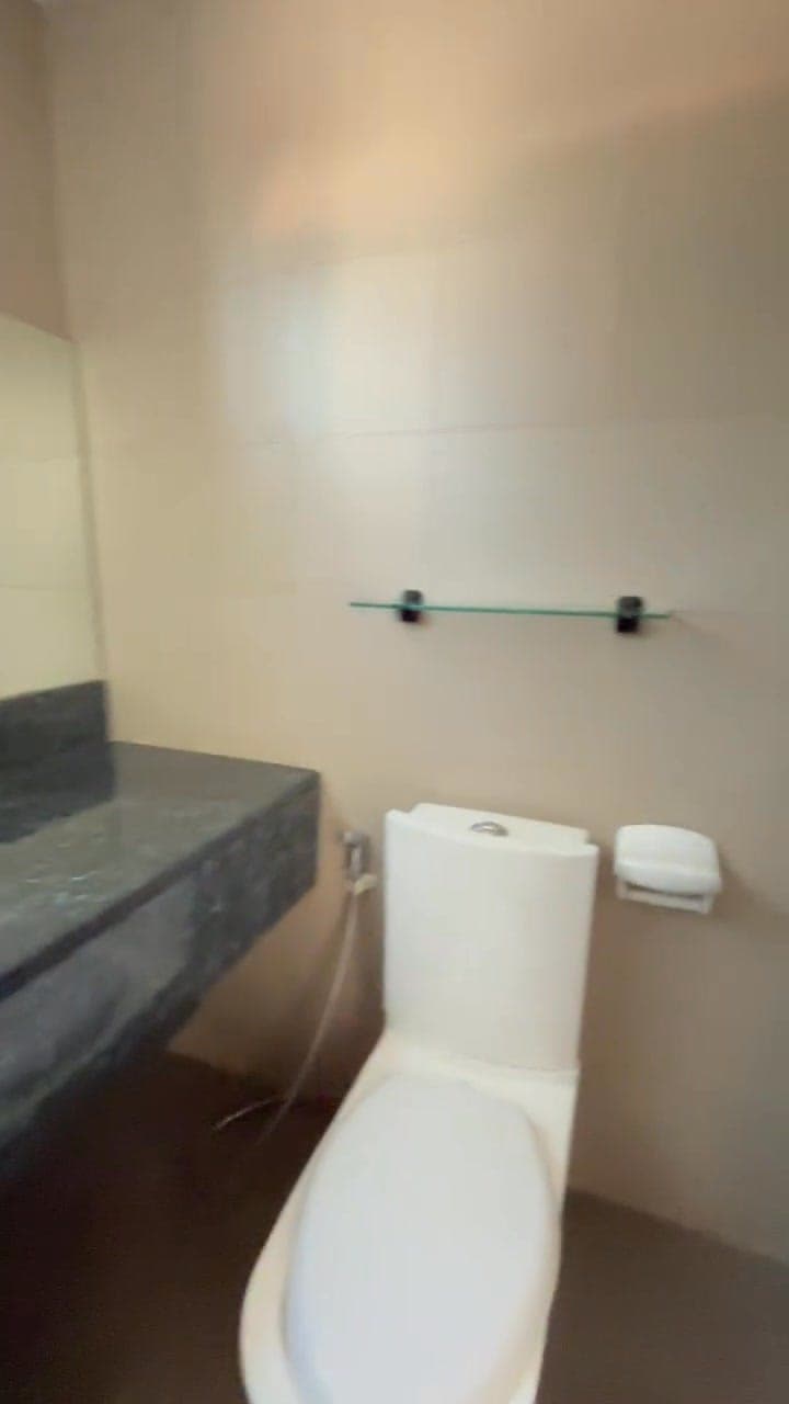 👋For Rent 2 Bedroom bare unit - photo 1