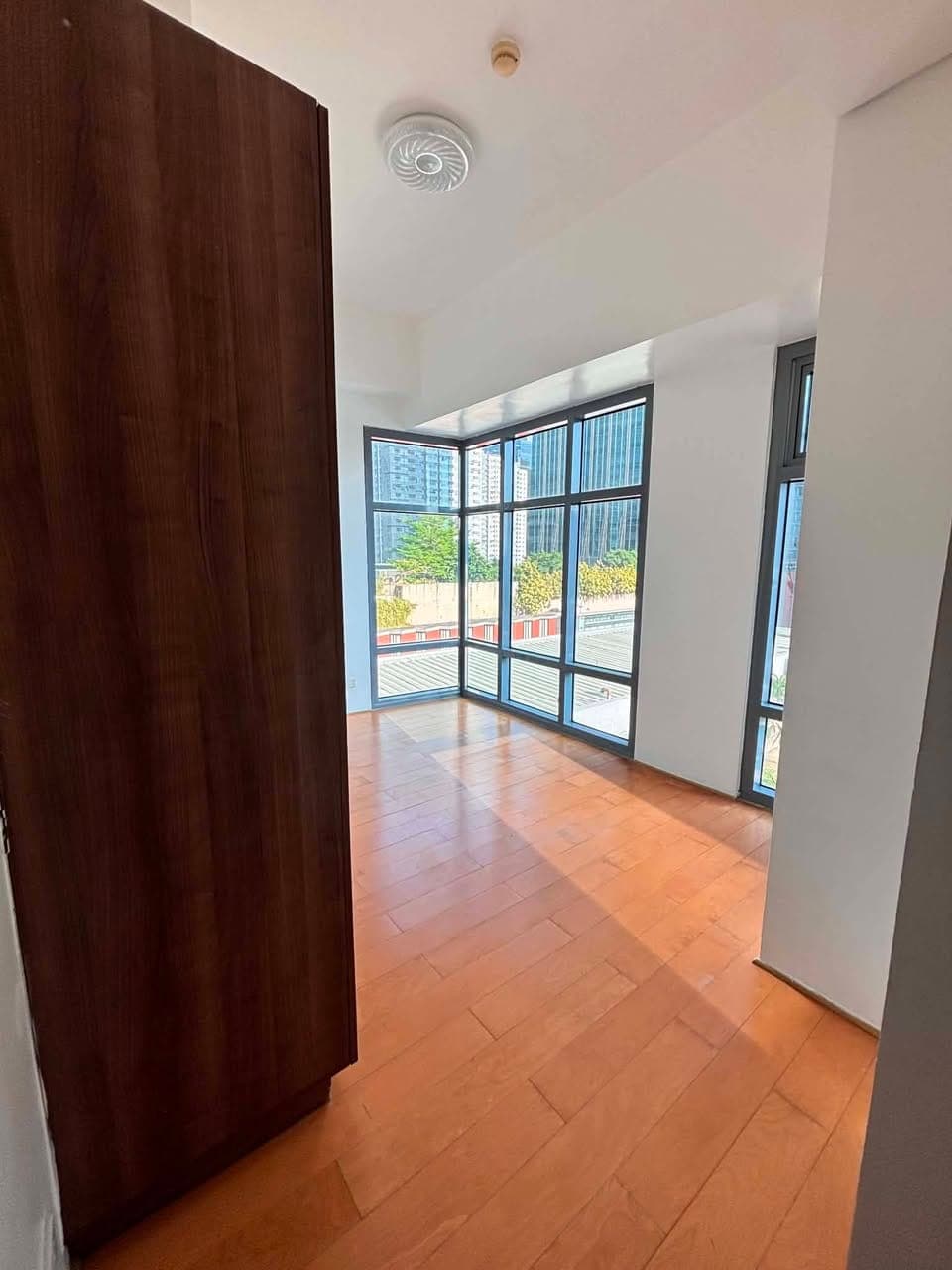 👋For Rent 2 Bedroom bare unit - photo 4