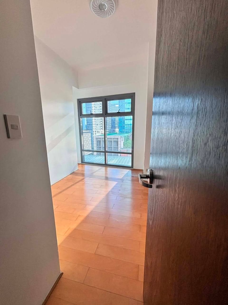 👋For Rent 2 Bedroom bare unit - photo 5