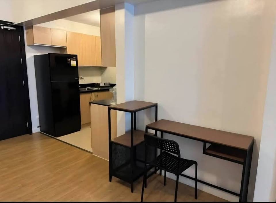 FOR LEASE: - photo 4