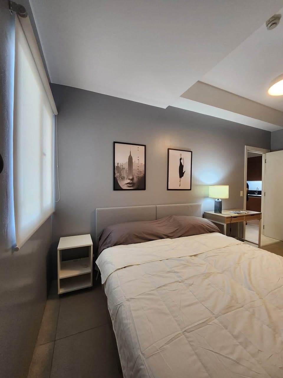 The convenience of being near everything! A drive-up condominium unit in Avida Towers at 34th, BGC✨ - photo 4