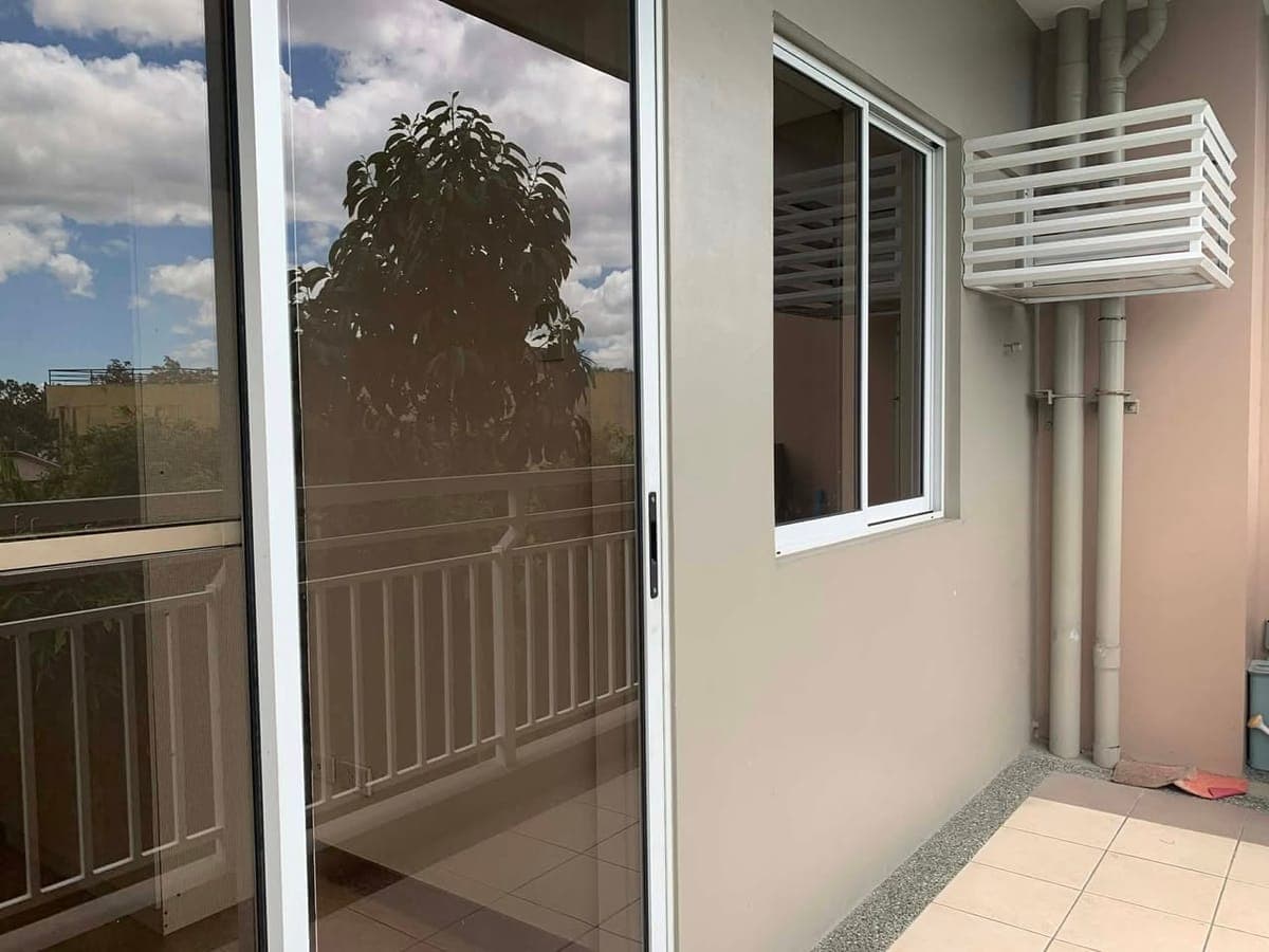 RUSH CONDO UNIT FOR RENT - photo 2