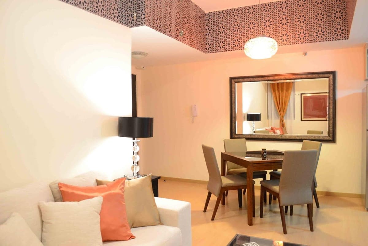 For Rent: Fully Furnished 1BR Unit at Avant at The Fort, BGC - photo 2