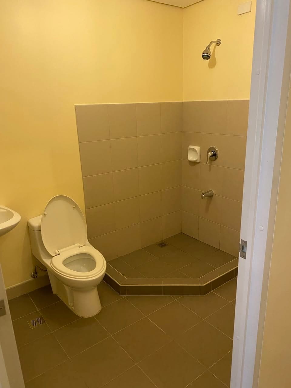 For Rent: Semi Furnished Studio Unit at Avida Cityflex SOHO, BGC - photo 3