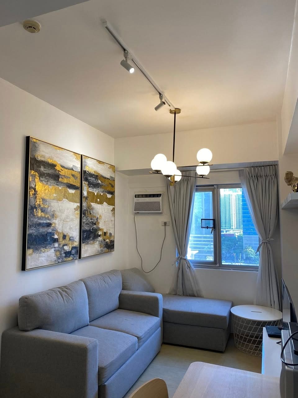 For Lease: - photo 1