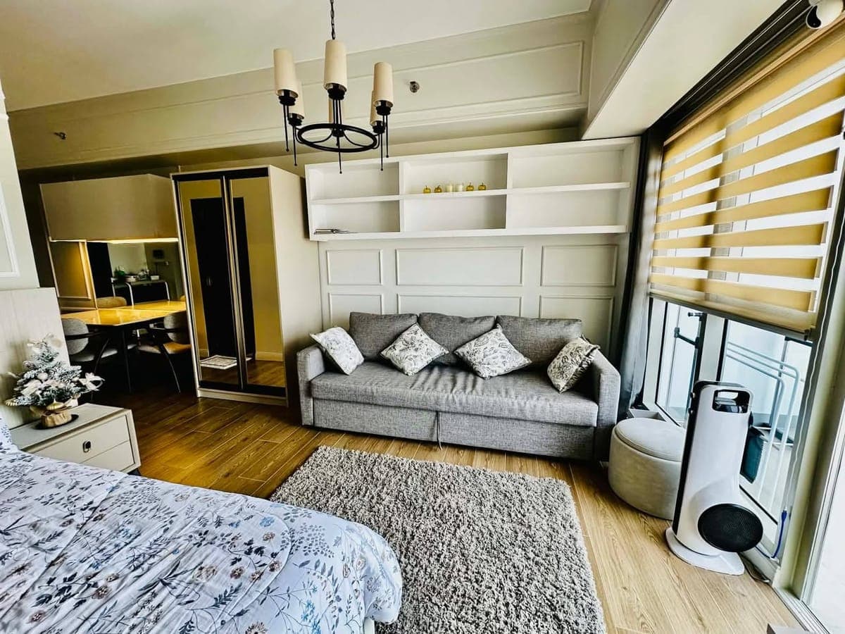 FOR LEASE-BGC📍 - photo 2