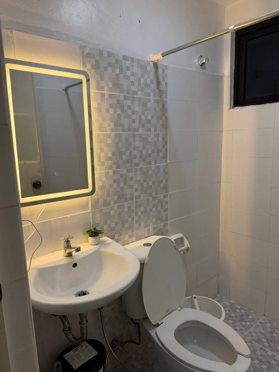 ✨Condo Bedspace for Female Long-Term Stay✨ - photo 4