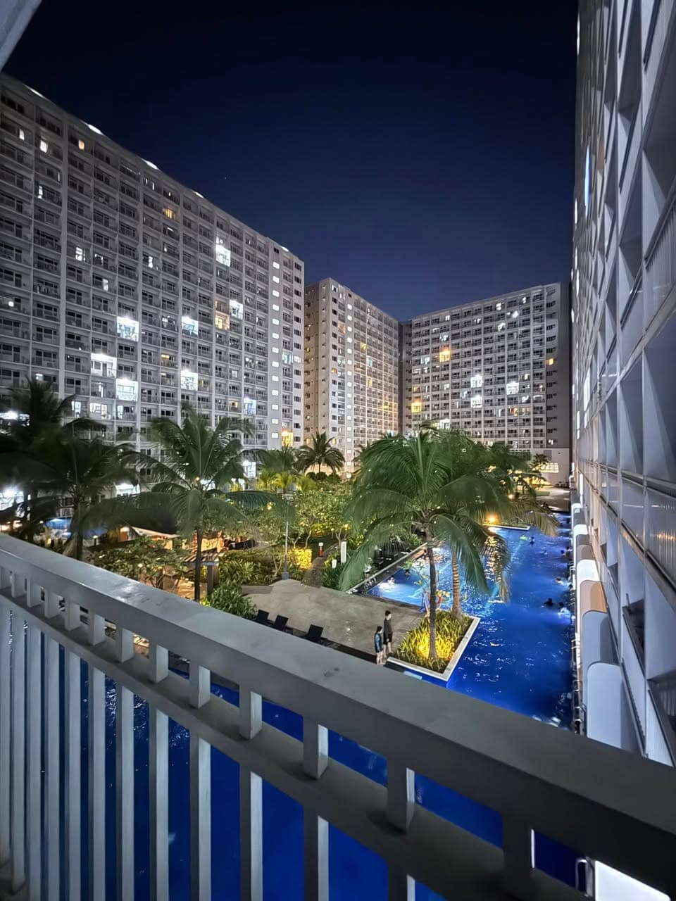 SHORE RESIDENCES FOR RENT - photo 2
