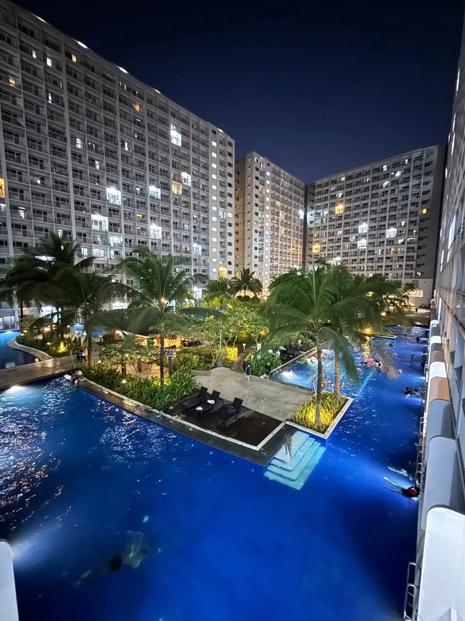 SHORE RESIDENCES FOR RENT - photo 1
