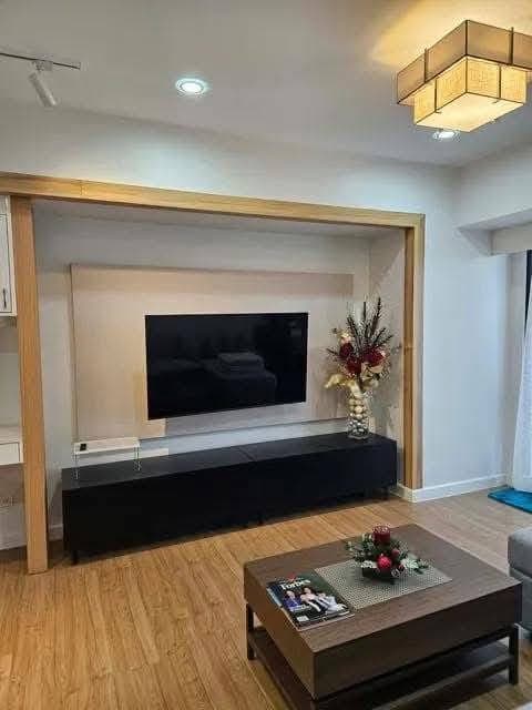 FOR LEASE - photo 2
