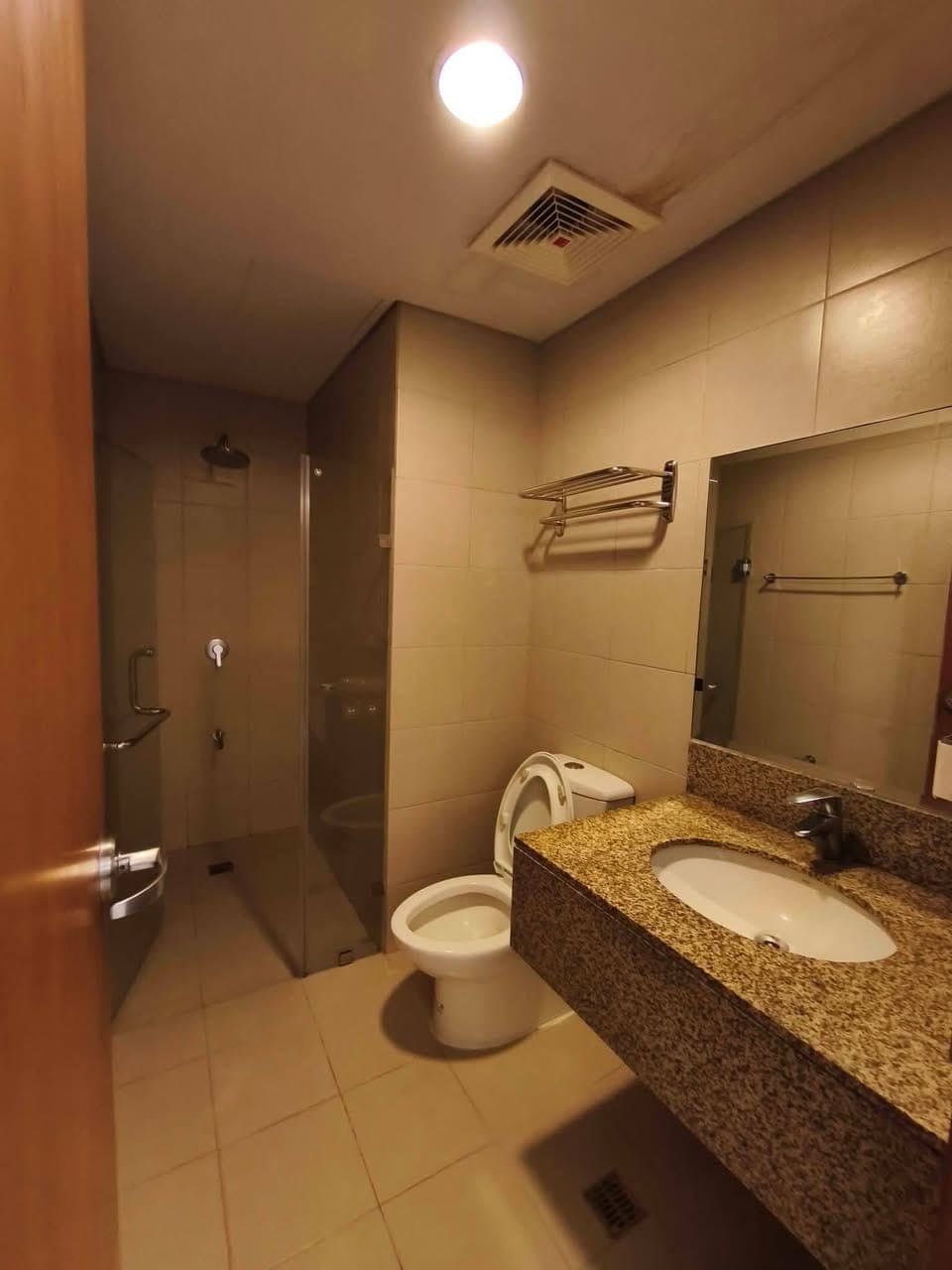 🌆 FOR LEASE: 1BR Unit – Central Park West, BGC - photo 5