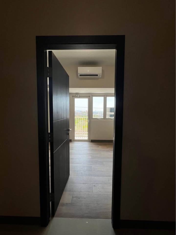 𝐅𝐎𝐑 𝐑𝐄𝐍𝐓: Brand New 1 Bedroom with Balcony at Park Mckinley West, BGC - photo 2