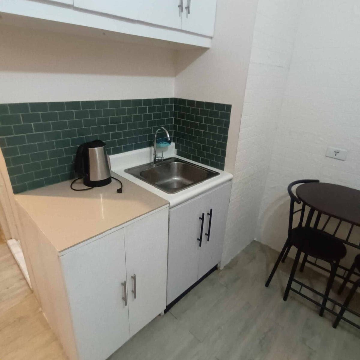 For Rent Studio Unit ( 18.6 sq.meters ) - photo 1
