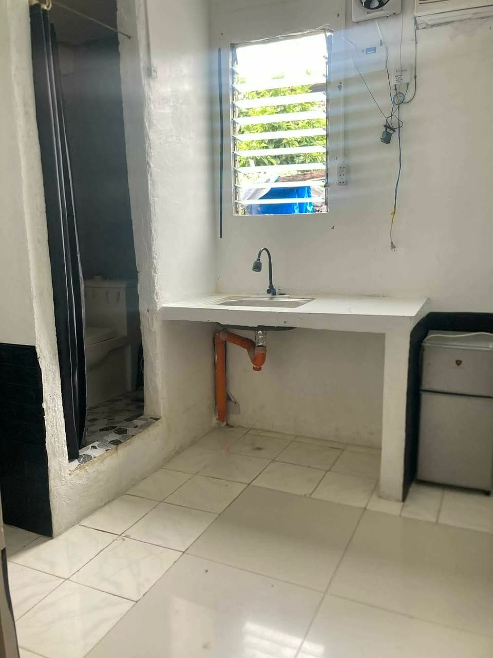 Room for Rent available for viewing and ready for occupancy - photo 1