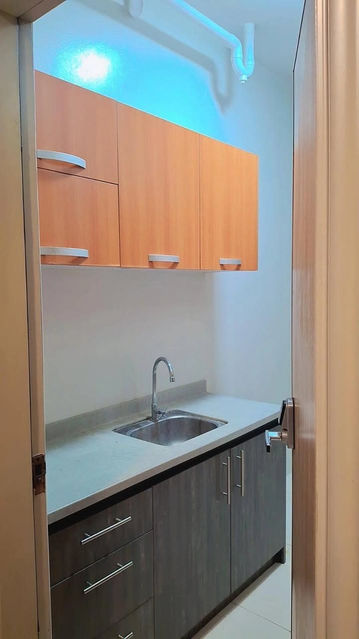🏢 CONDO FOR RENT NEAR UST - photo 2