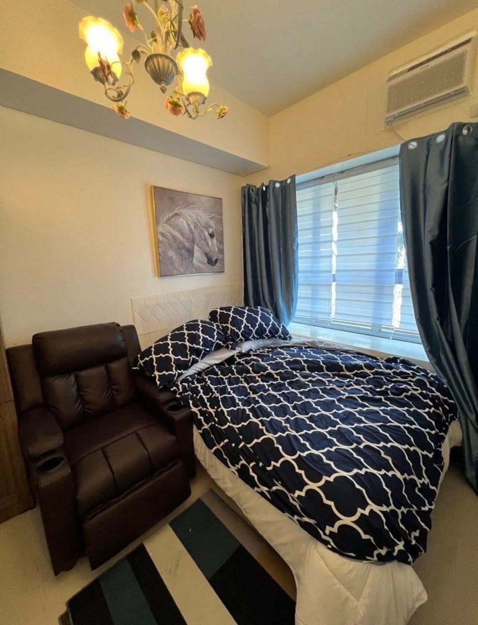 For those who are looking for a fully furnished condominium for rent - photo 5