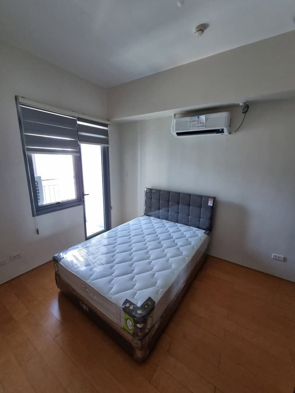 For Rent: Fully Furnished 3BR Unit with Maid’s Room at Park West, BGC - photo 2
