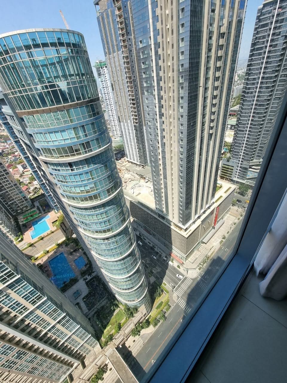 For Rent: Fully Furnished 3BR Unit with Maid’s Room at Park West, BGC - photo 3