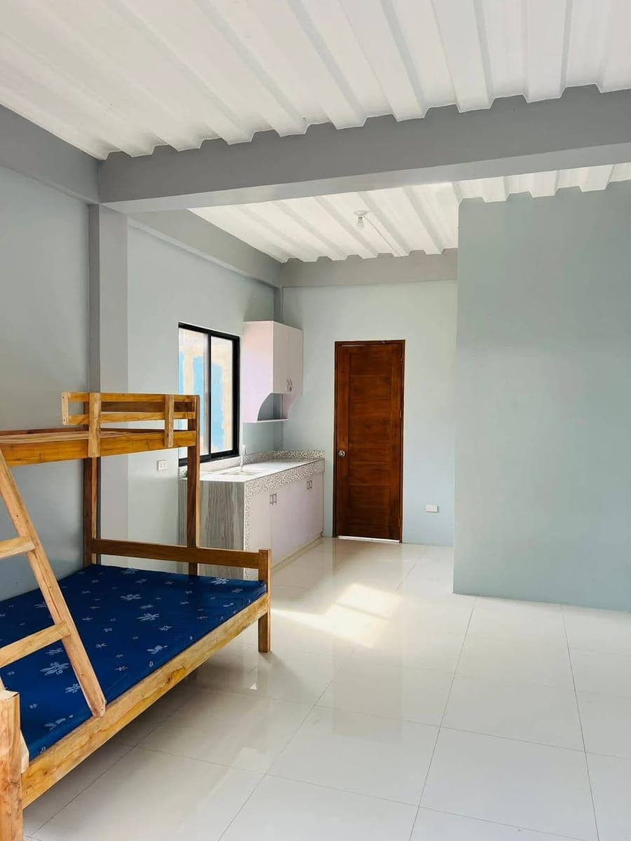 Apartment For Rent - photo 1
