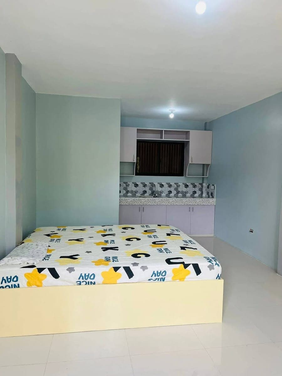 Apartment For Rent - photo 2